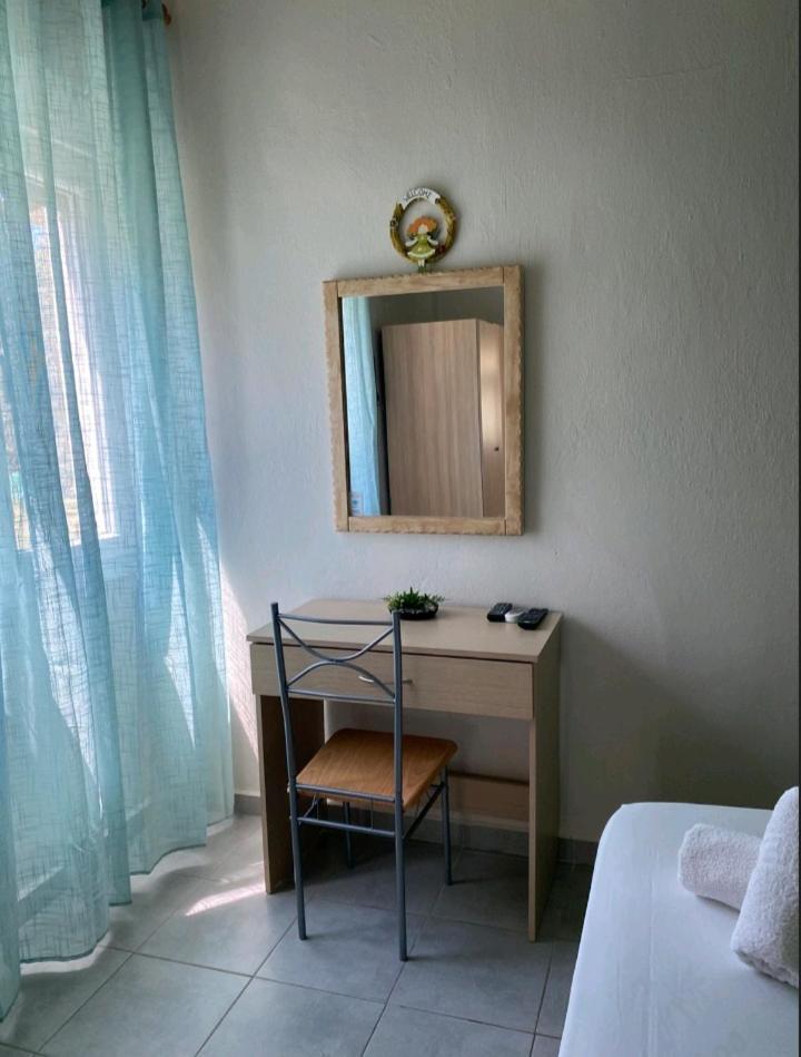 Sunray Apartments Skala Sotiros Zimmer foto